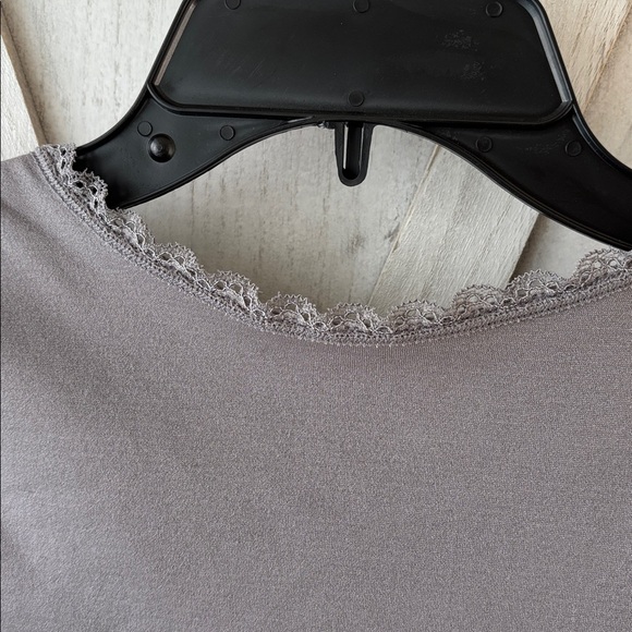 Blue and Gray Crop Tops - Picture 7 of 11